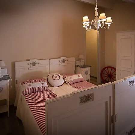 Le Capannacce * Urbania